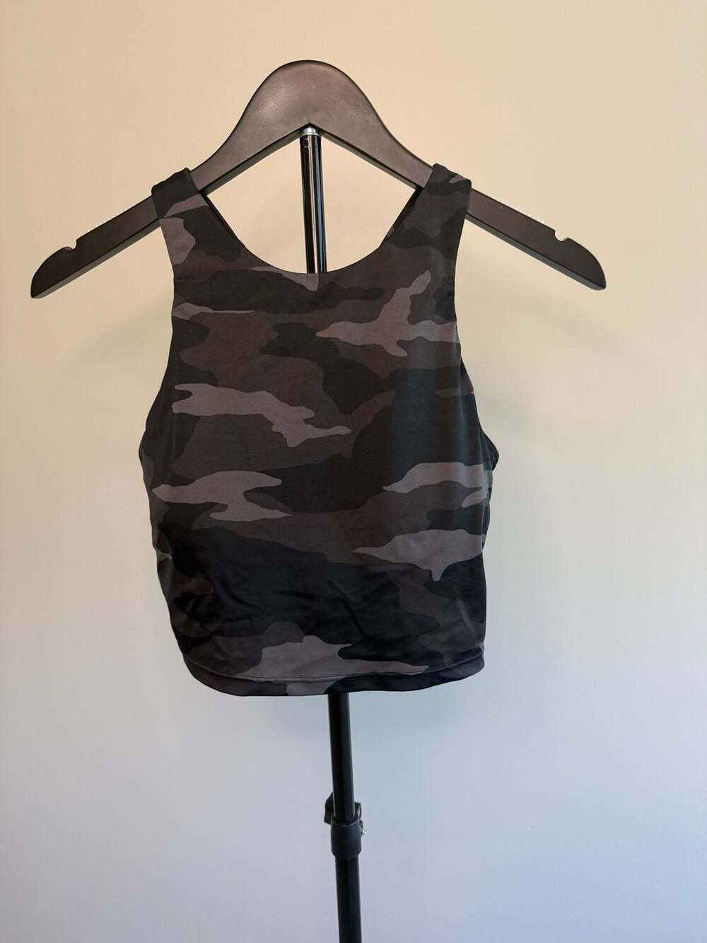 Athleta High-Neck Racerback Cropped Sports Bra Camo Print Medium